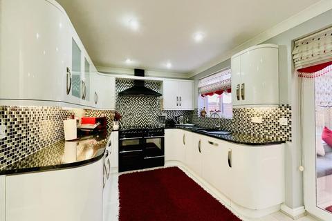 84 Bardley Drive, Coventry, CV6 3LD
