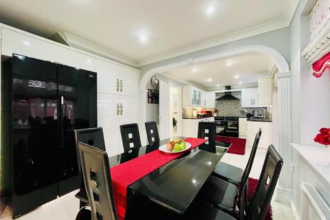 84 Bardley Drive, Coventry, CV6 3LD