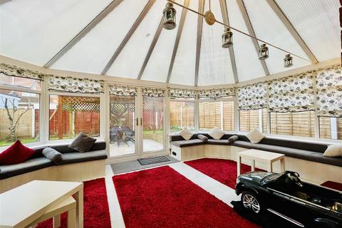 84 Bardley Drive, Coventry, CV6 3LD