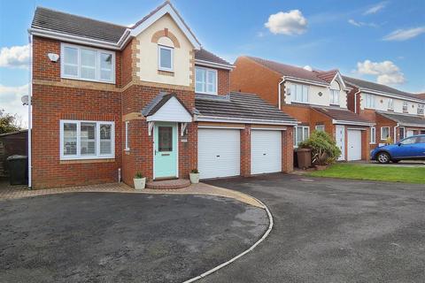 4 bedroom detached house for sale, Monks Wood, North Shields