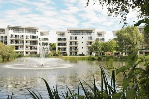 2 bedroom apartment for sale, Creswell Drive, Langley Waterside, Beckenham, BR3