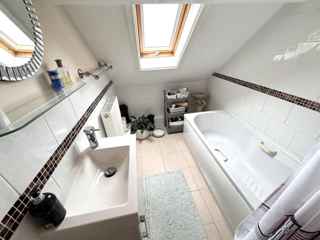 En suite bathroom