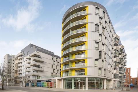 1 bedroom apartment for sale, Hayward, Chatham Place, Reading