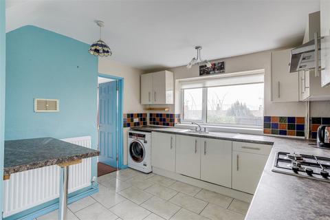 3 bedroom end of terrace house for sale - Phoenix Avenue, Gedling NG4