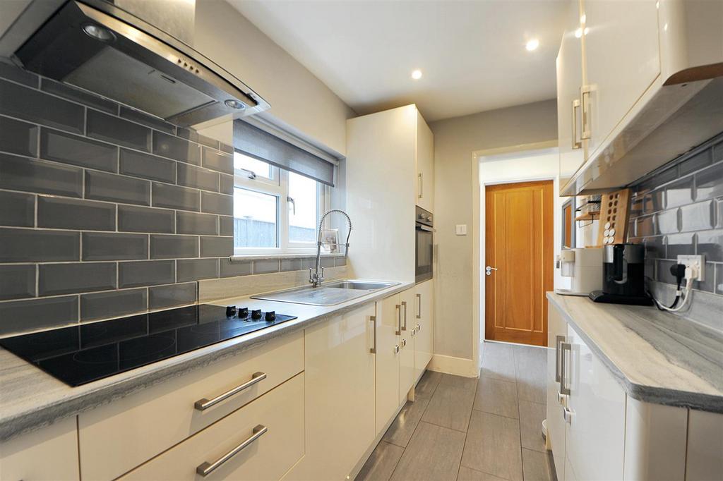 Kitchen.JPG