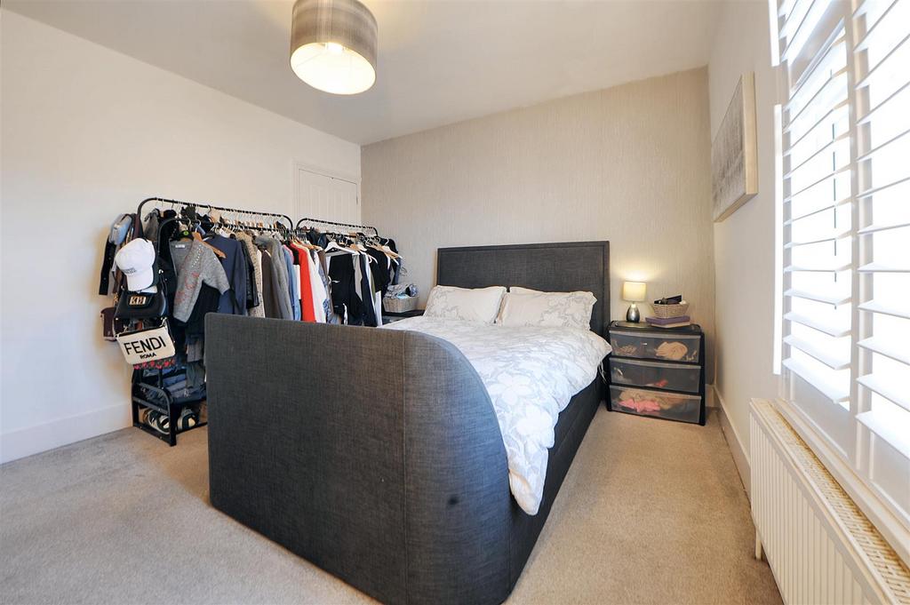 Bedroom 1.JPG