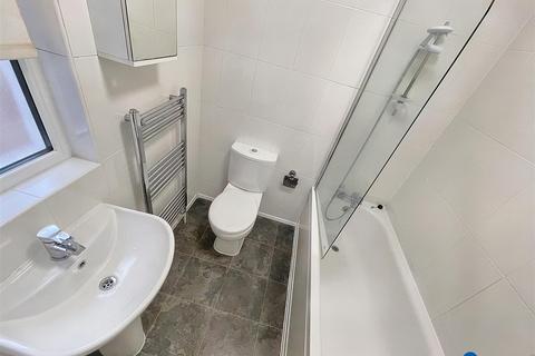 13 Harcourt Road, London, E15 3DX