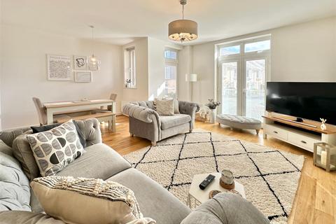 2 bedroom ground floor flat for sale - St Marys Hill, Brixham