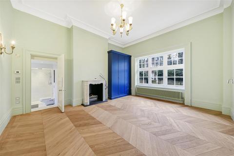 2 bedroom apartment for sale, Lyndhurst Road, NW3