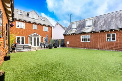 5 bedroom detached house for sale, Worrin Road, Flitch Green, Dunmow, Essex