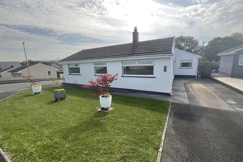 3 bedroom detached bungalow for sale, Maes Yr Haf, Ammanford