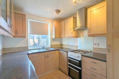 1 bedroom flat for sale - Staines Road, Feltham, TW14
