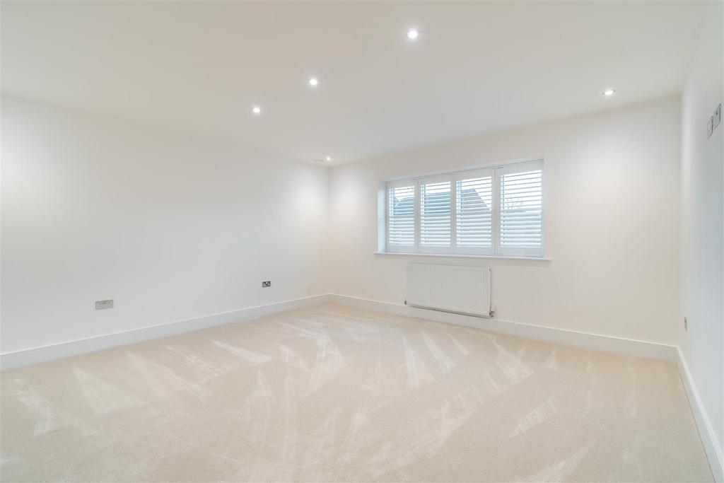 8584620-interior24.jpg