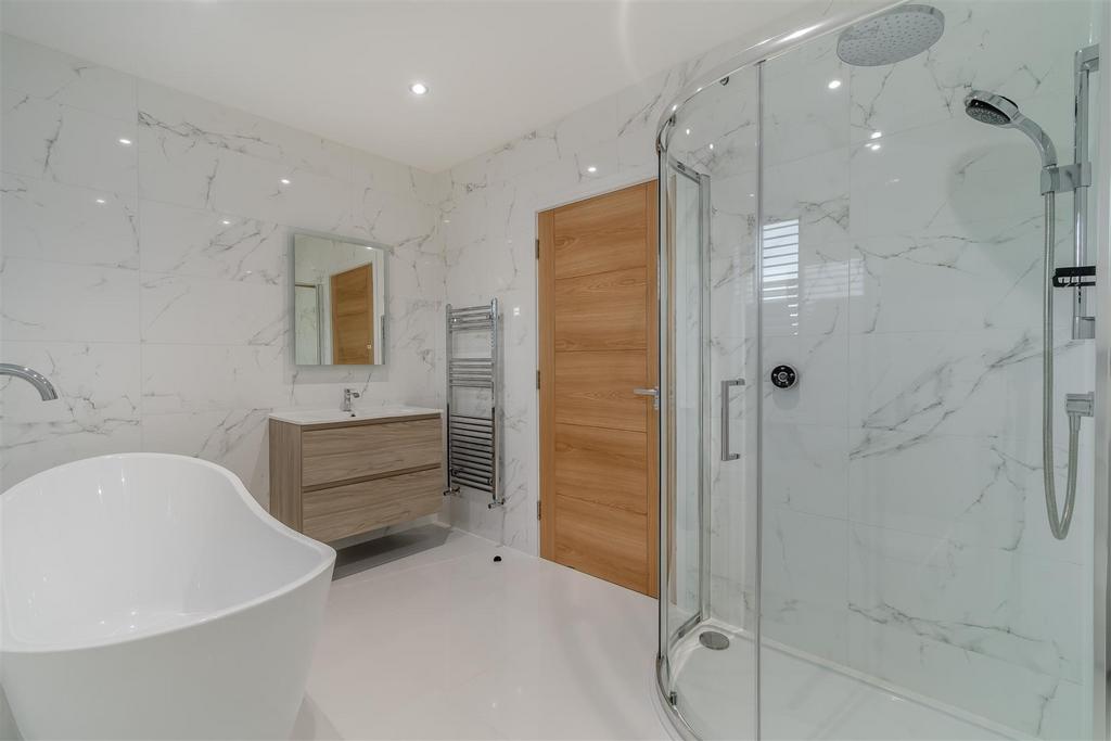 8584620-interior20.jpg