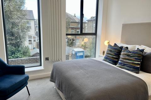 1 bedroom apartment for sale, 88a Longley Road, London SW17