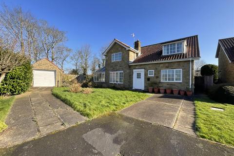 4 bedroom detached house for sale - Dovecot Close, Gristhorpe, Filey