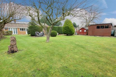 5 bedroom detached bungalow for sale, Sea Road, Anderby PE24