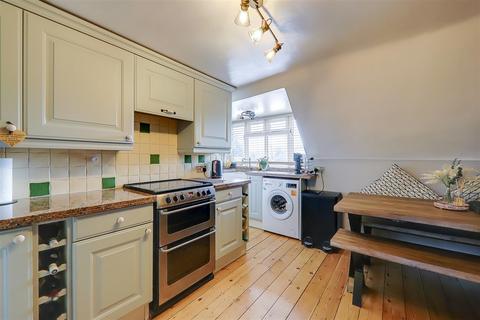 5, Grey Point House The Square, Findon, Worthing, BN14 0TE