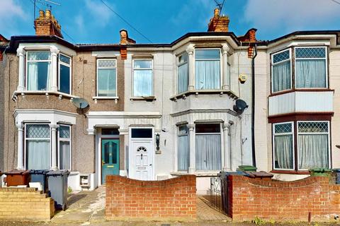 51 Eric Road, Romford, RM6 6JH