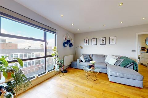 Flat 27, Stephenson House The Grove, Gravesend, DA12 1BF