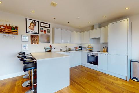 Flat 27, Stephenson House The Grove, Gravesend, DA12 1BF