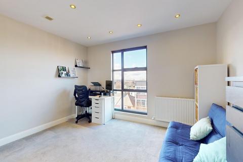Flat 27, Stephenson House The Grove, Gravesend, DA12 1BF