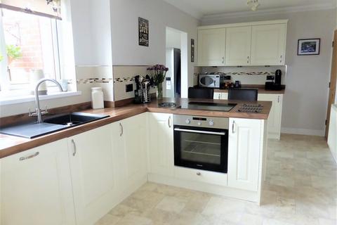 32 Calder Road, Bolton Upon Dearne, Rotherham, S63 8JH