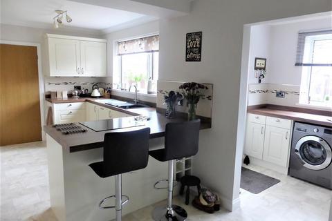 32 Calder Road, Bolton Upon Dearne, Rotherham, S63 8JH