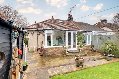 2 Brookdean Road, Worthing, BN11 2PB