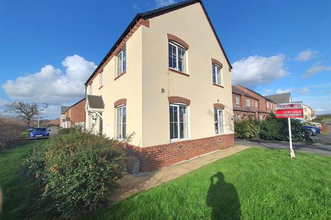 4 bedroom detached house for sale, Duckpond Lane, Weddington, Nuneaton