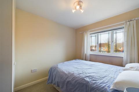 10 Stuart Close, Bridlington, YO15 3TD