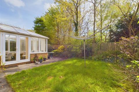10 Stuart Close, Bridlington, YO15 3TD