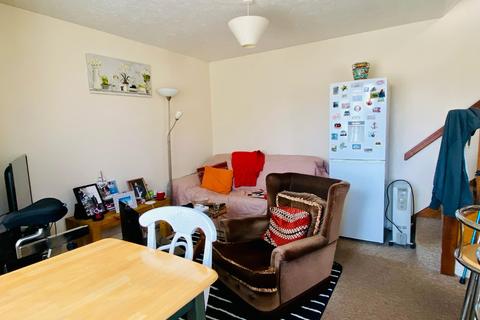 25 Chepstow Walk, Hereford, HR4 9TH