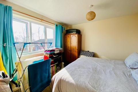 25 Chepstow Walk, Hereford, HR4 9TH