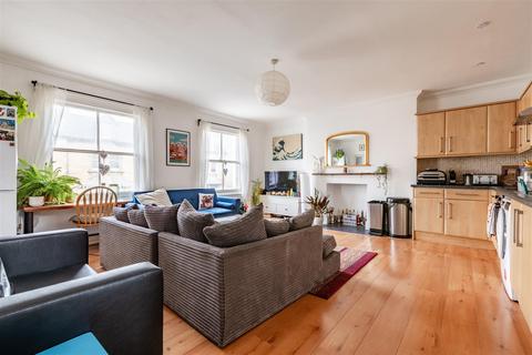 4 bedroom apartment to rent, Church Road, Hove
