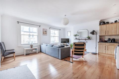 4 bedroom apartment to rent, Church Road, Hove