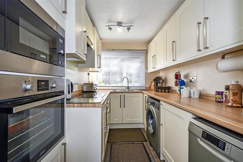 3 bedroom house for sale, Pilgrims Way, Andover