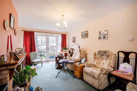 71a Warren Road, Chingford, London, E4 6QR