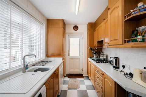 71a Warren Road, Chingford, London, E4 6QR
