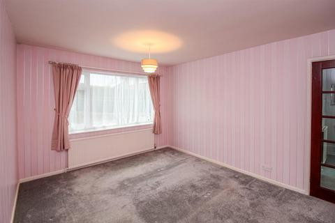 2 bedroom semi-detached bungalow for sale - Lindale Garth, Wakefield WF2