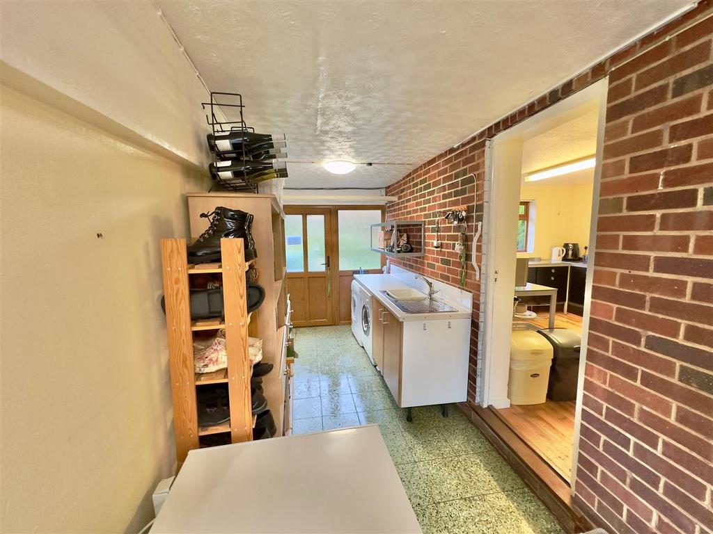 Utility Area.jpg