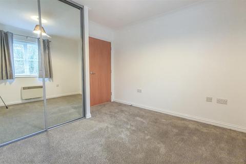 2 bedroom apartment to rent - Pimlico Court, Pegs Lane, Hertford