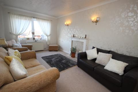 1 bedroom flat for sale, Lyttleton House, Halesowen B63