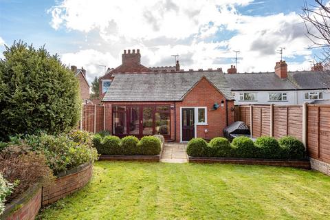 4 bedroom semi-detached house for sale - Medlicote, 79 Wood Road, Codsall