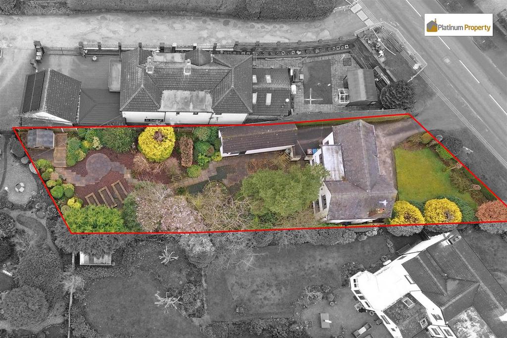Windmill Hill, StokeOnTrent ST3 3 bed detached house for sale £415,000