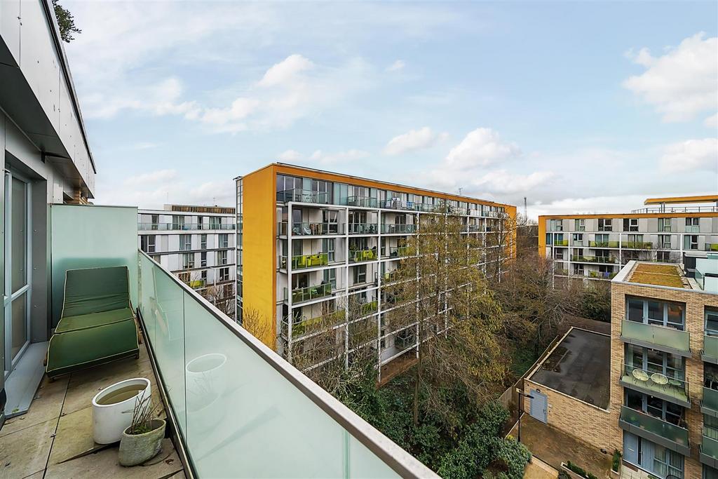 Balcony 2.jpg