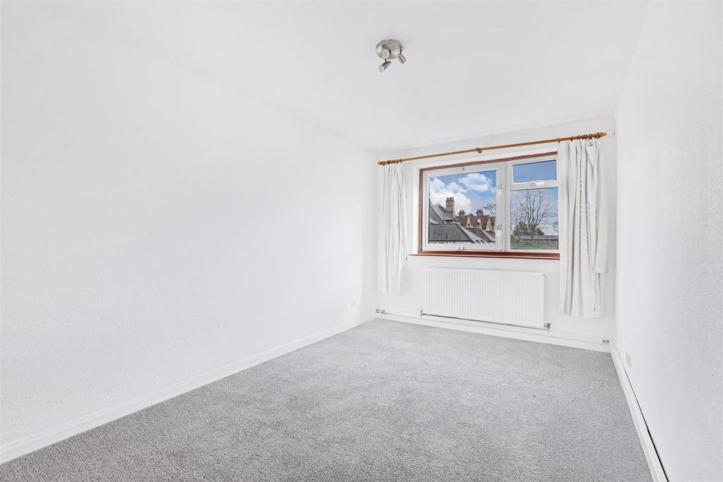 Bedroom 3.jpg