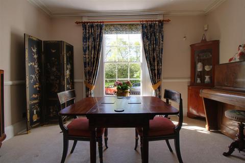 9 Brunswick Square, Gloucester, GL1 1UG