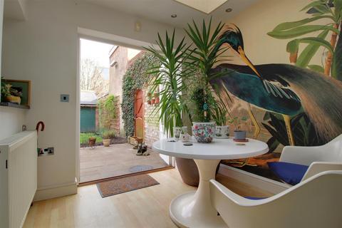9 Brunswick Square, Gloucester, GL1 1UG