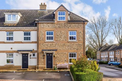4 bedroom end of terrace house for sale, Bailey Lane, Wilton